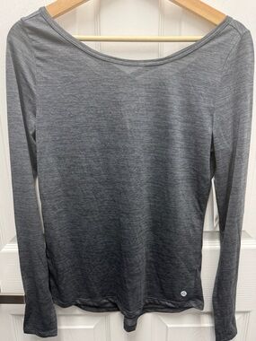 Apana Long Sleeve Scoop Neck Yoga Gym Top Gray Small New with Tags
